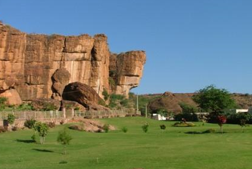 Sandsteinfelsen von Badami.